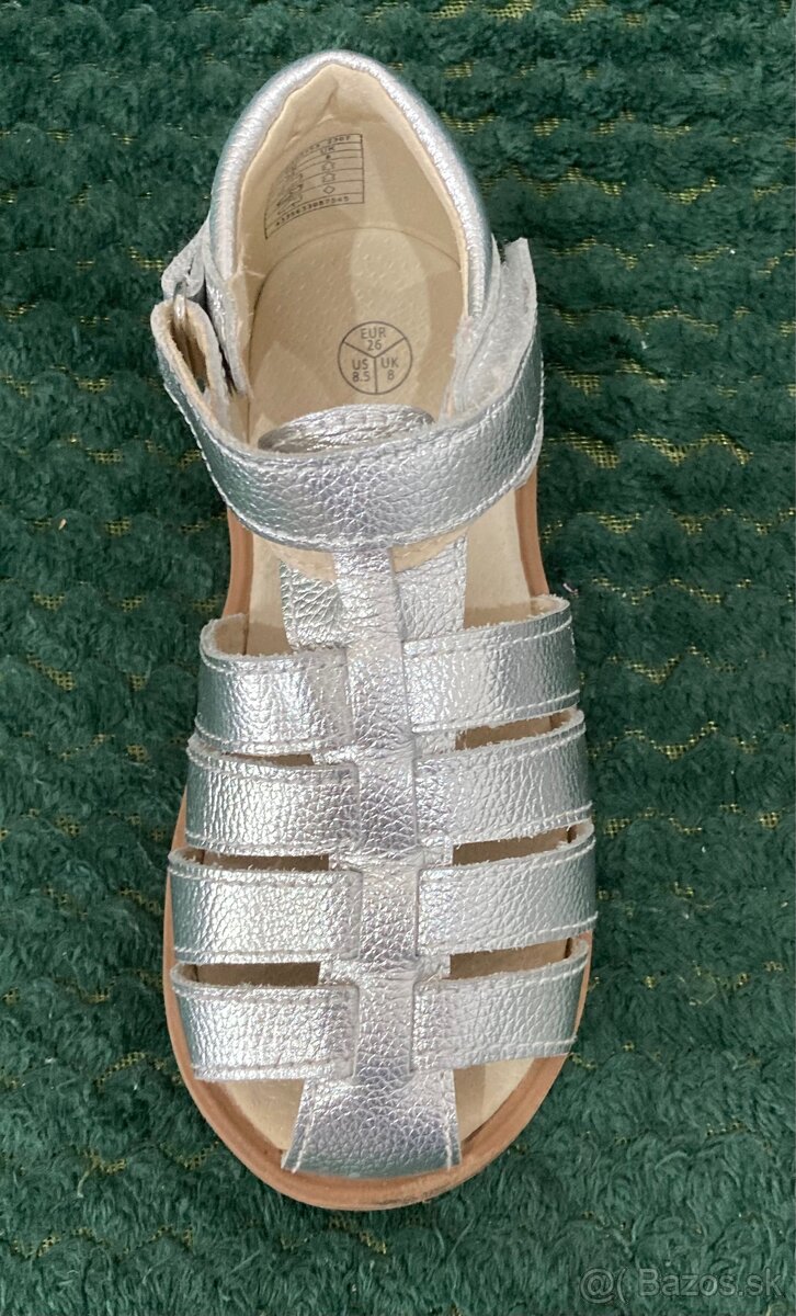 Strieborné sandálky na suchý zips - 3
