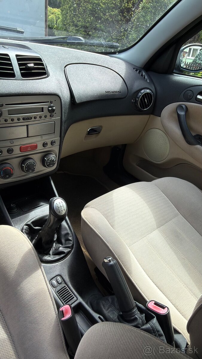 Alfa romeo 147 - 3