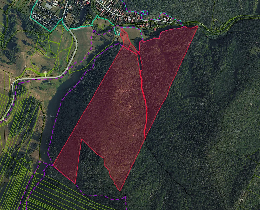 Necpaly – 5.597 m2 LESOV (Urbáru) – PREDAJ - 3