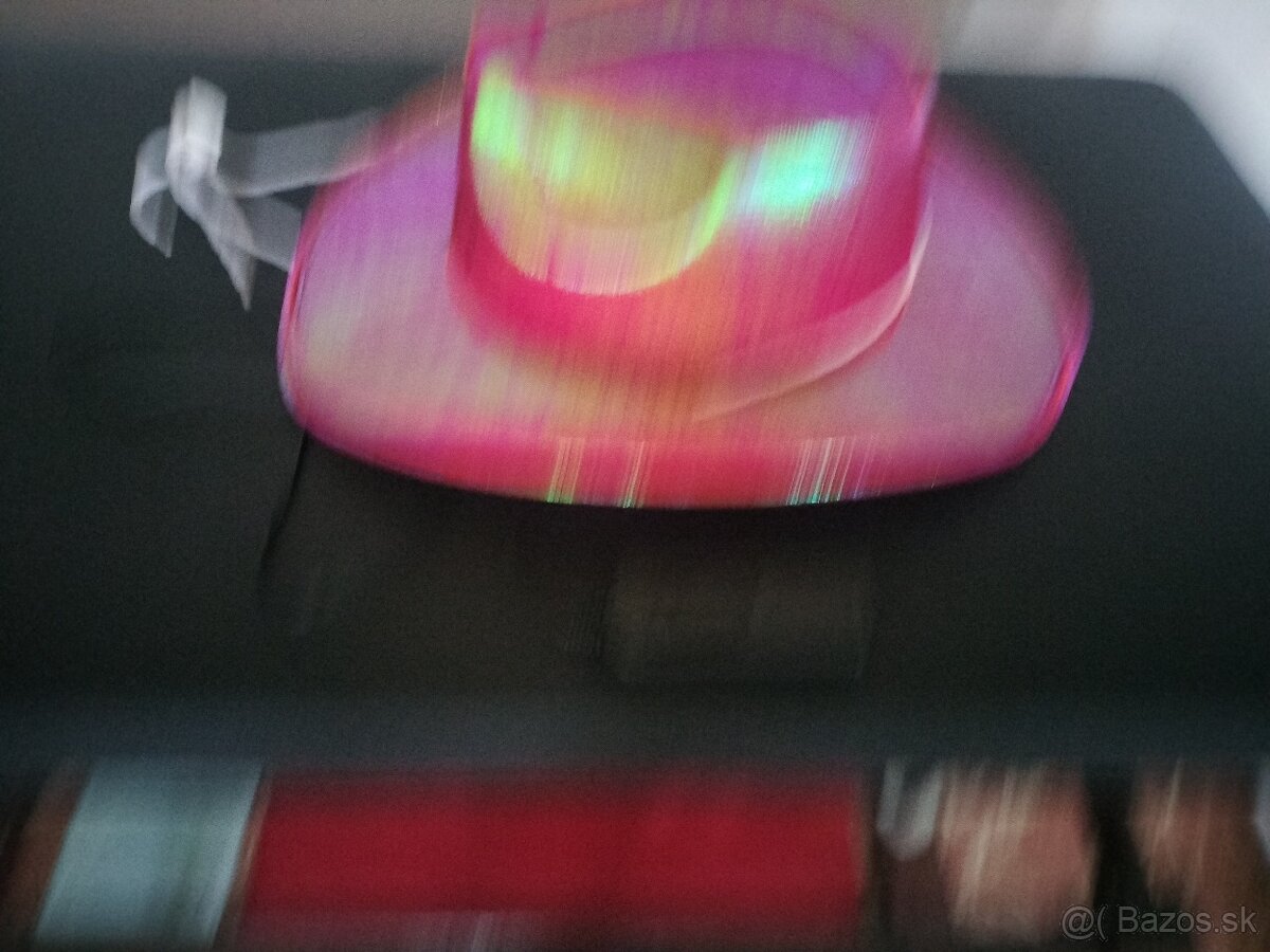 Predám svietiaci klobúk - 3