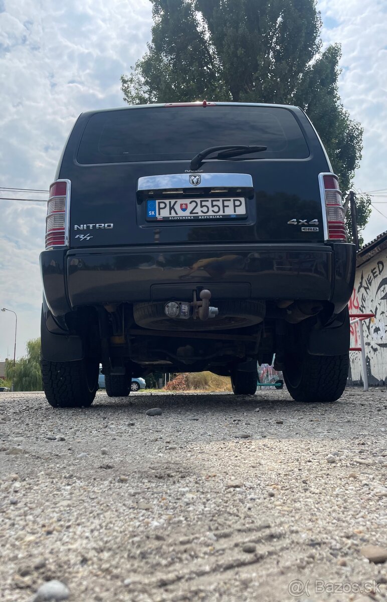 DODGE NITRO 2.8 R/T A/T