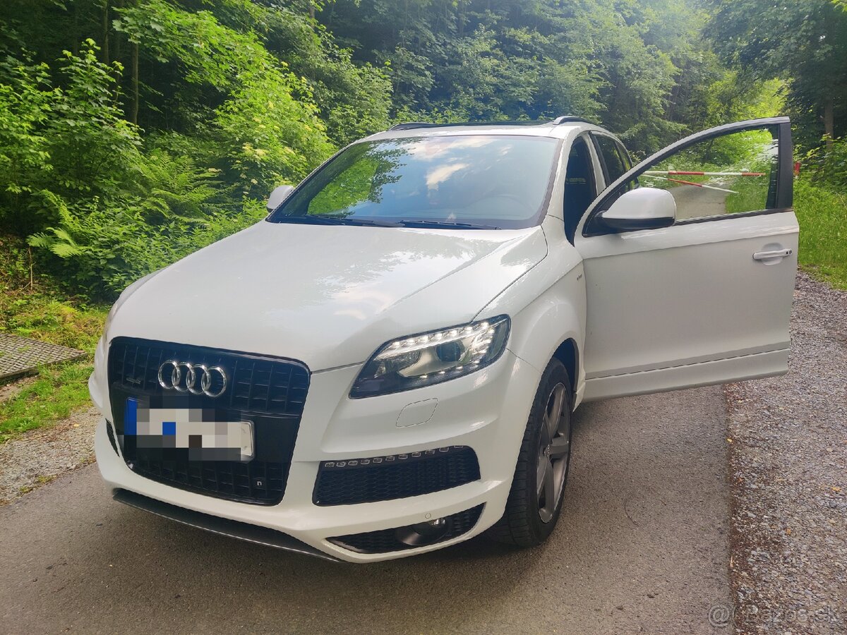 AUDI Q7