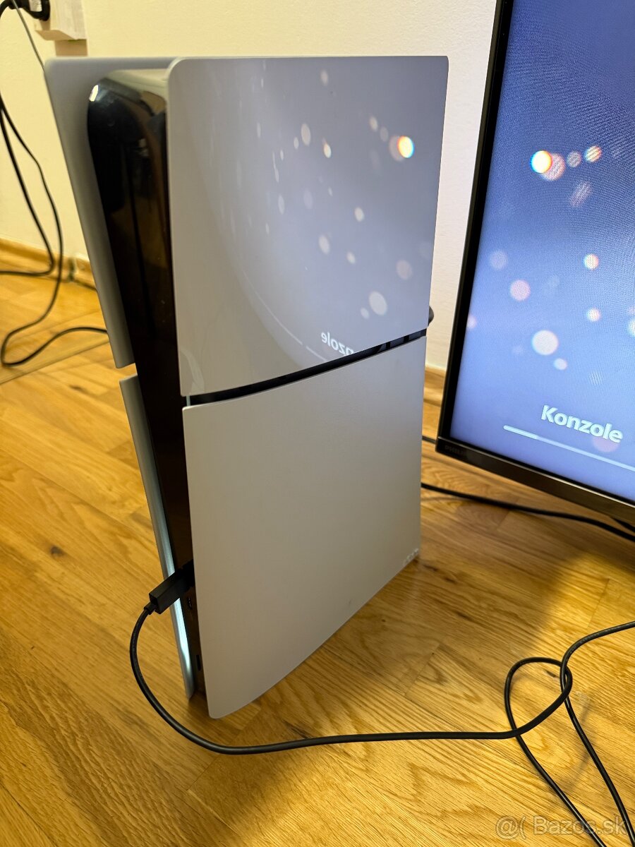 Playstation 5 slim digital 1Tb - Dobrý stav - 3