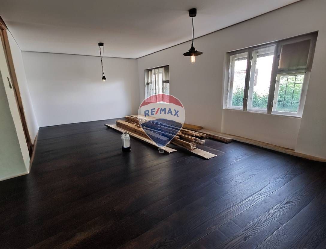 Rodinný dom 3+1 izbový, 565m2 pozemok, pri nemocnici Michalo - 3