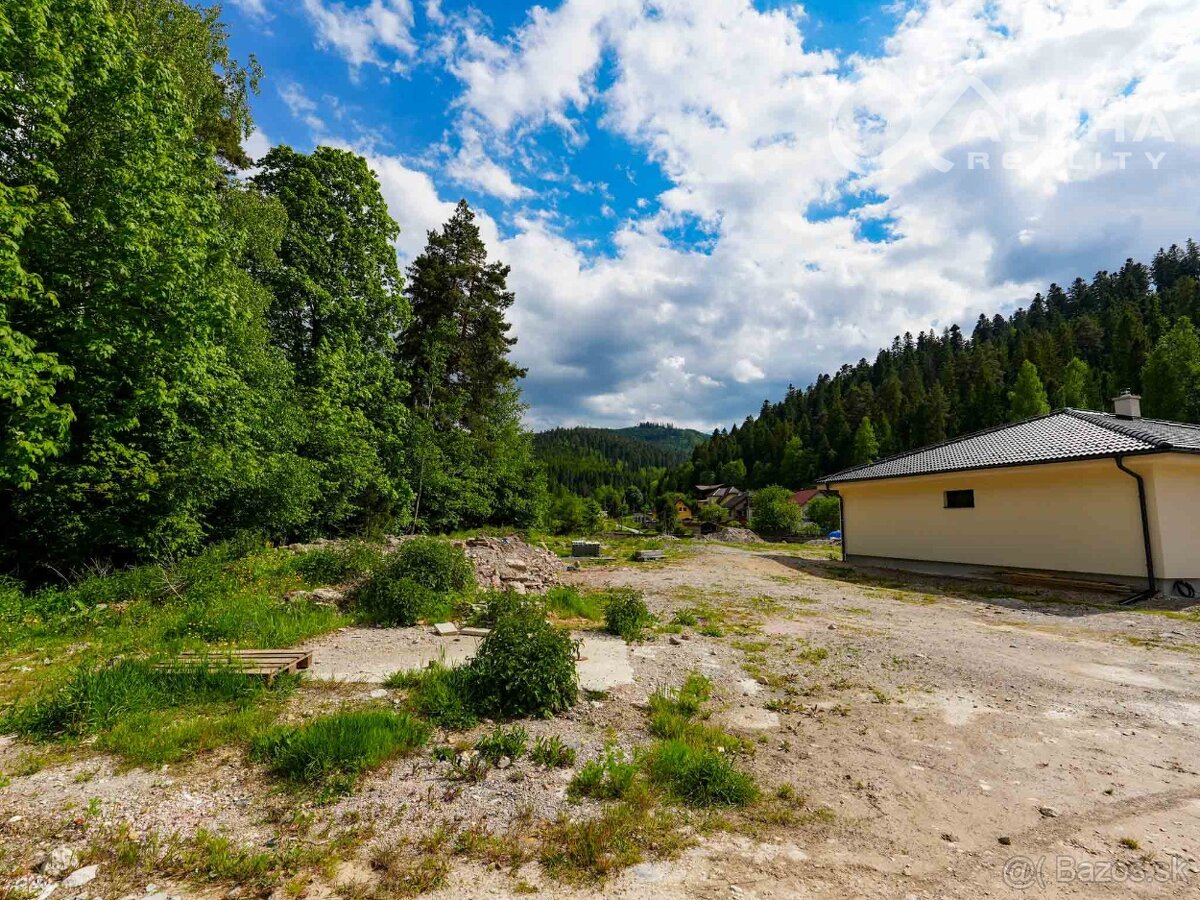 Stavebný pozemok, 916 m2, Novoveská Huta, okr. SNV - 3