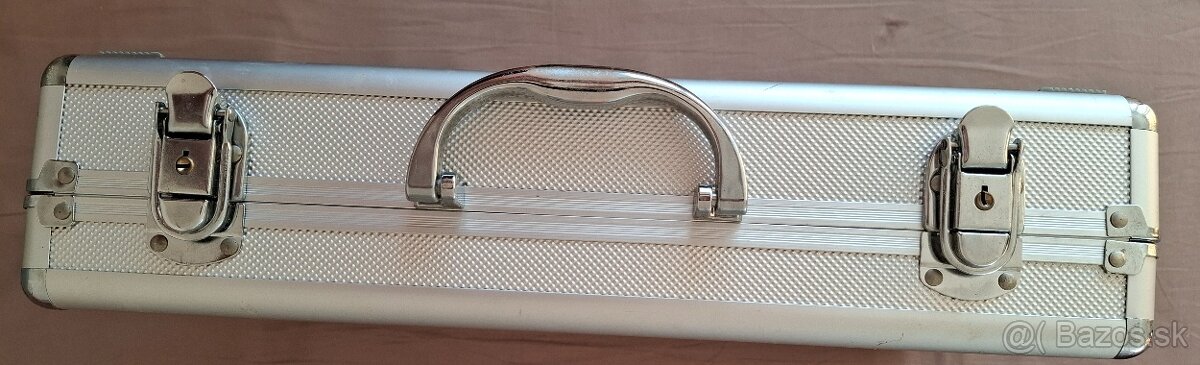 Kufor,zakladač Numis. - 3