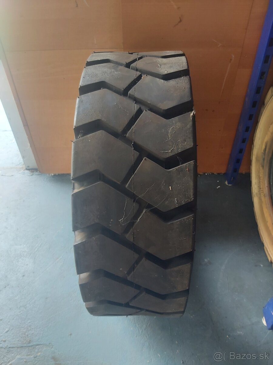 Pneumatiky 8.15 - 15 na VZV - 3