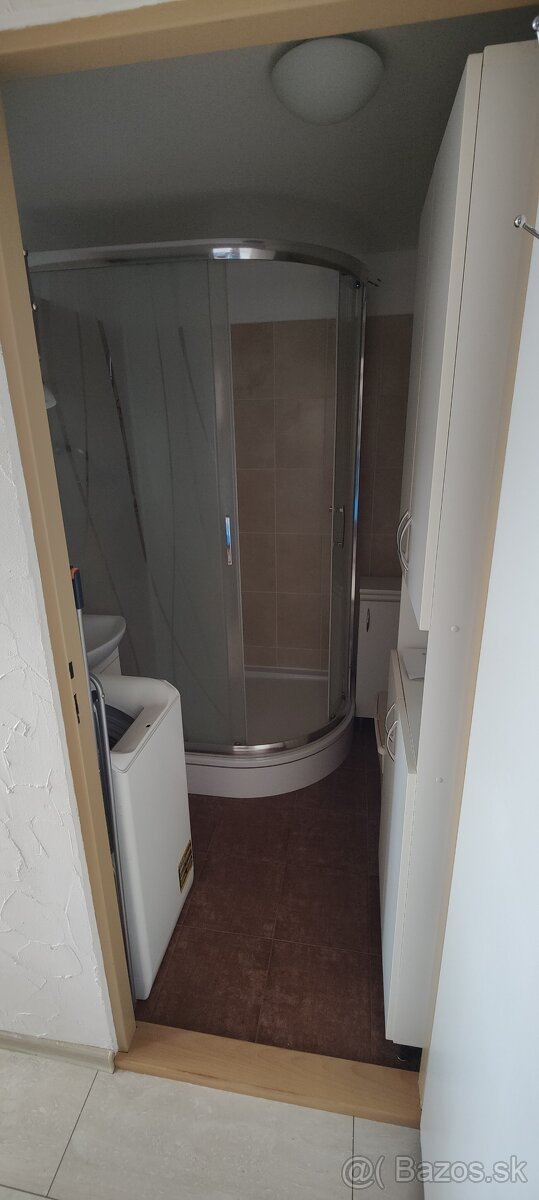 Prenájom 1-izbového bytu – Nová Lesná, 30 m² - 3