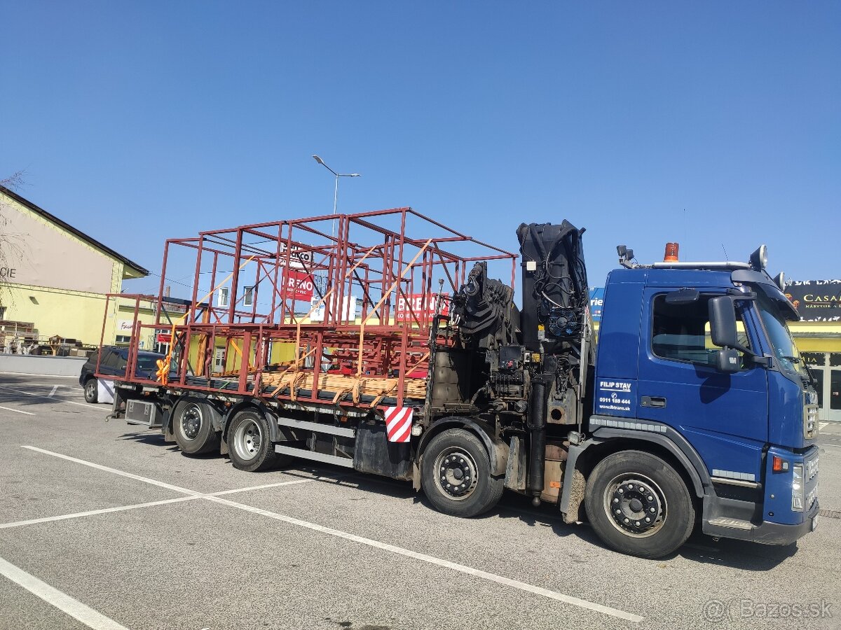 Nadrozmerná preprava s hydraulickou rukou. - 3