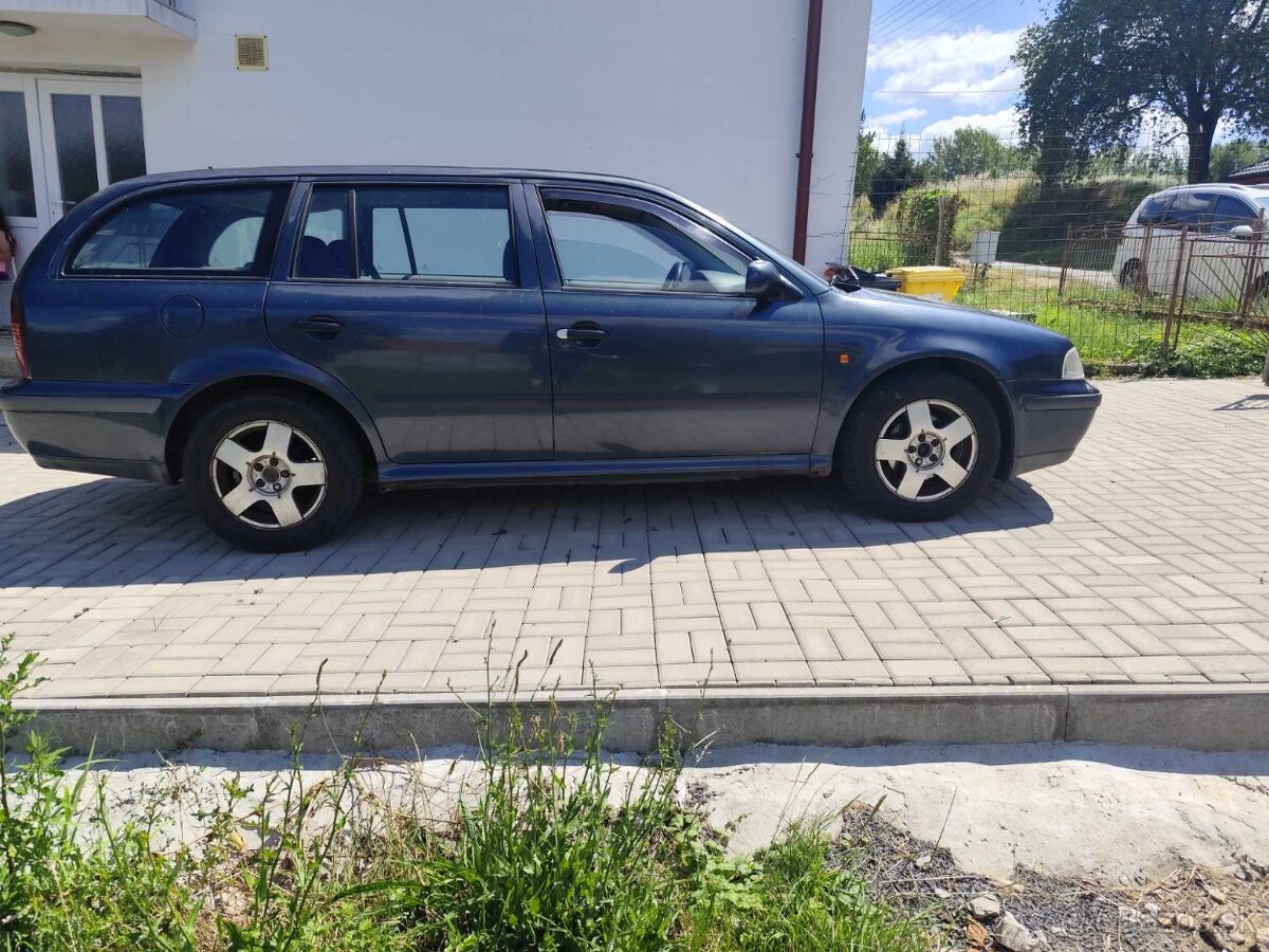 Škoda Octavia - 3