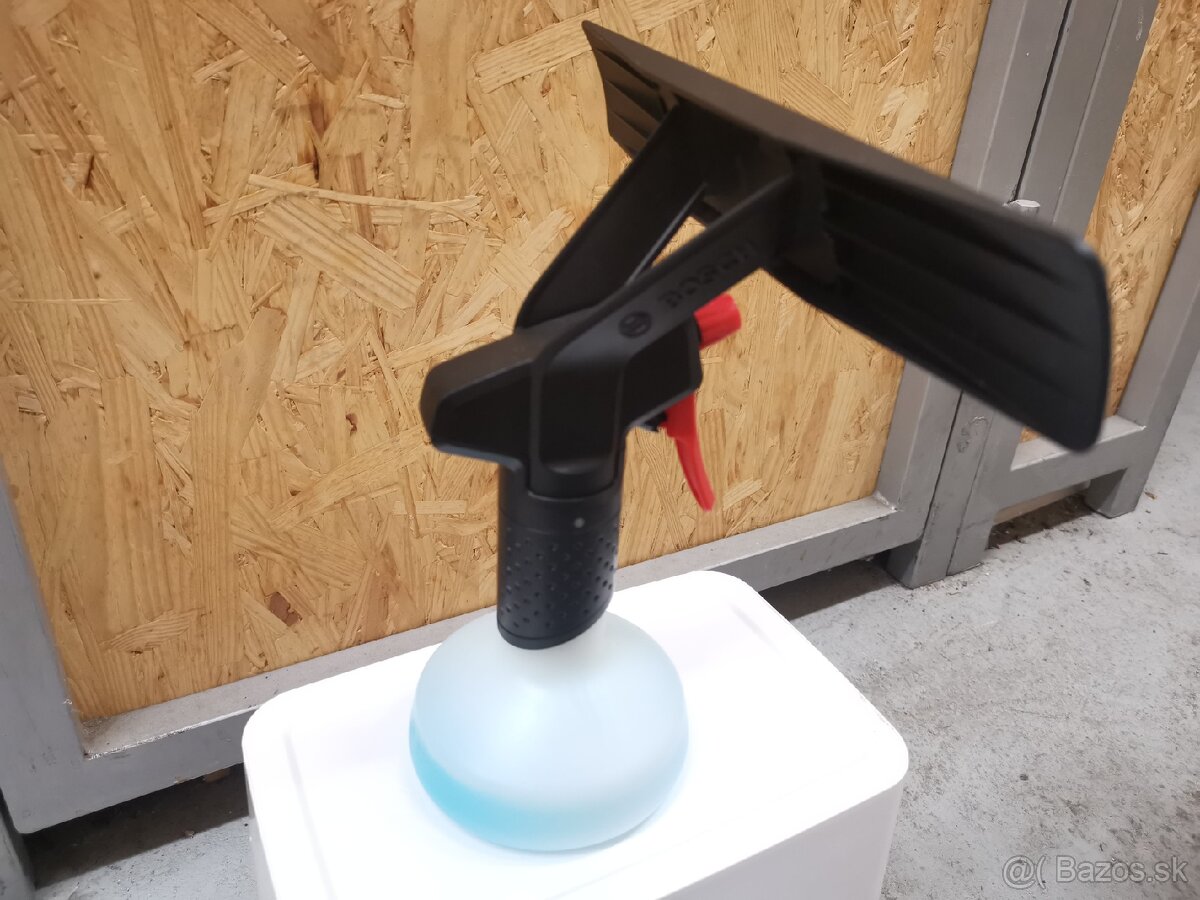 Predám čistič okien Bosch GlassVac - málo používaný - 3
