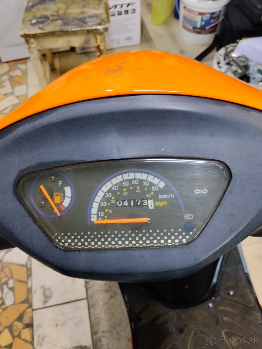 Peugeot V-Clic 50 ccm - 3