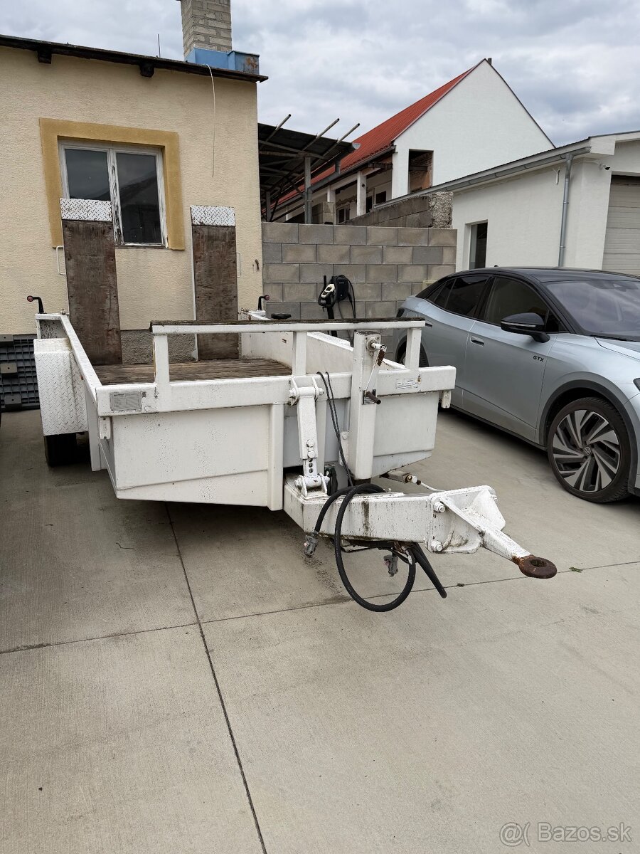 Podvalnik , prepravnik strojov zn. Müller - 3