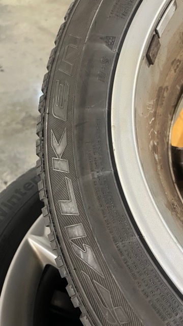 Pneumatiky 225/55 R17 zimné - 3