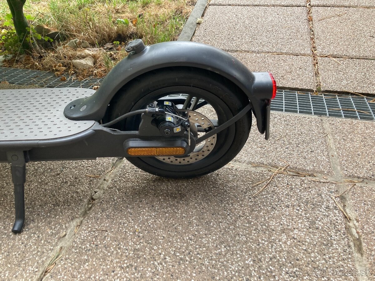 Predam kolobezku Xiaomi - 3