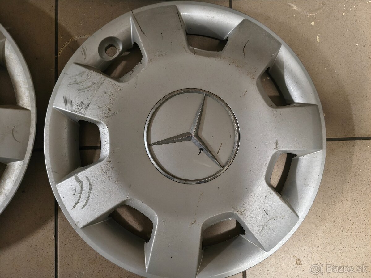 Puklice R16 Mercedes - 3