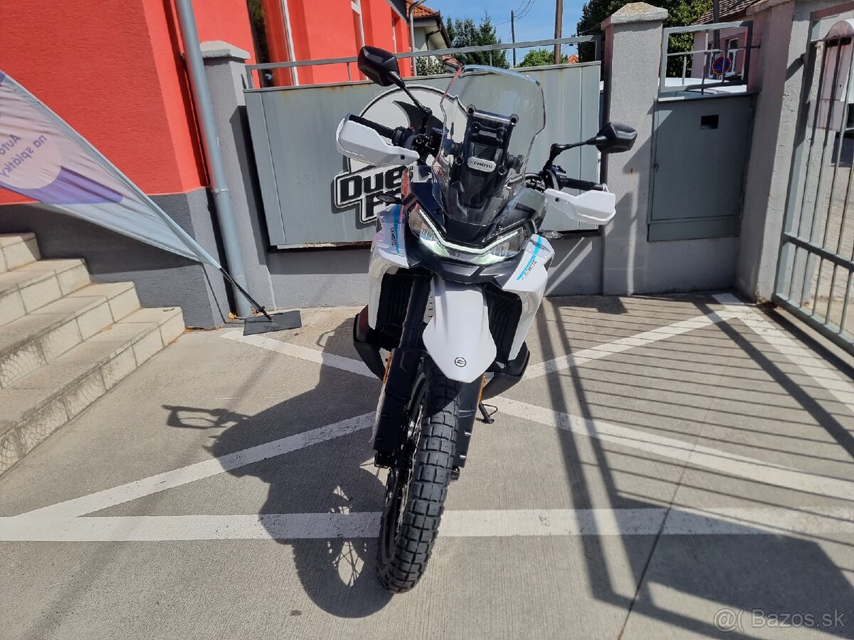 CFMOTO 1000MT-X - 3