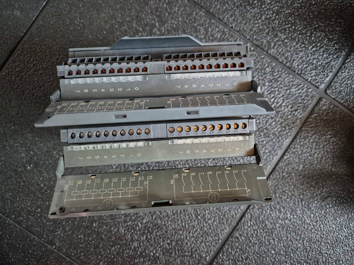 Simatic Siemens S7-300 SM 323 8DI - 3