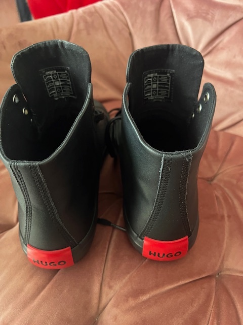 HUGO originál - 3