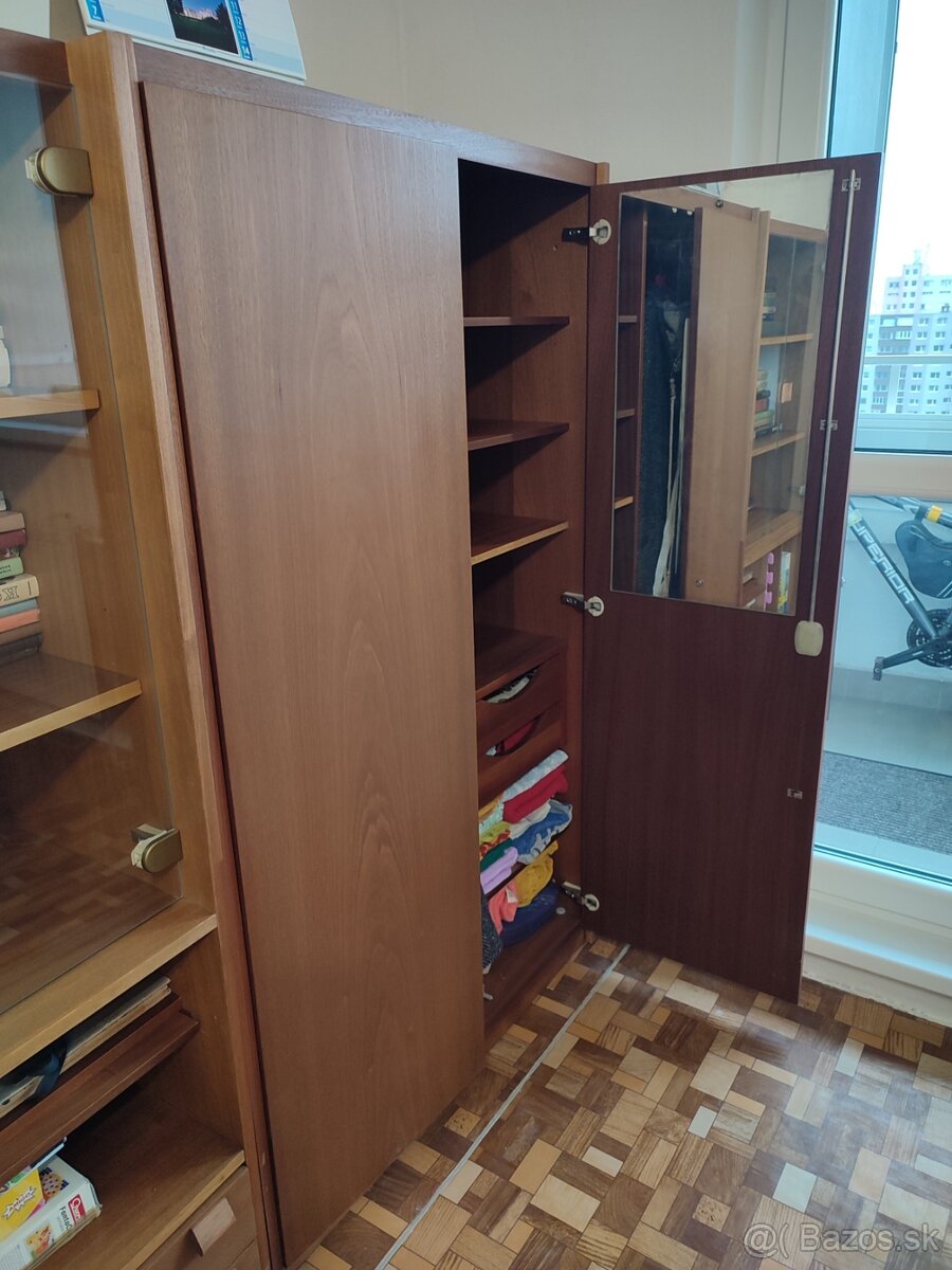 Darujem skriňu za odvoz - 3