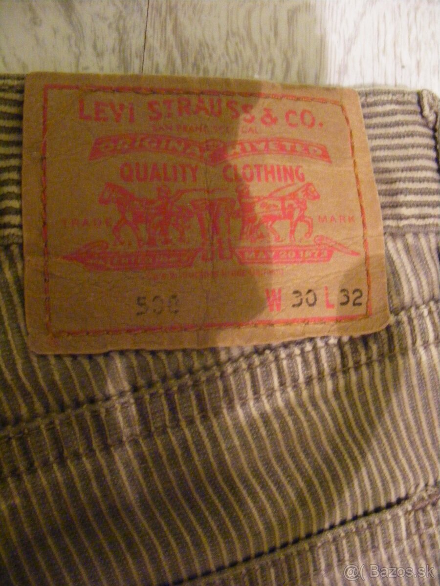 Pánske kordové džínsy a dámske džínsy Levi's - 3