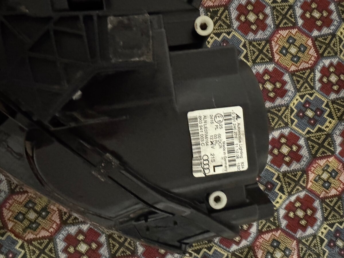 Audi A4 B8 ľavé predné svetlo - 3