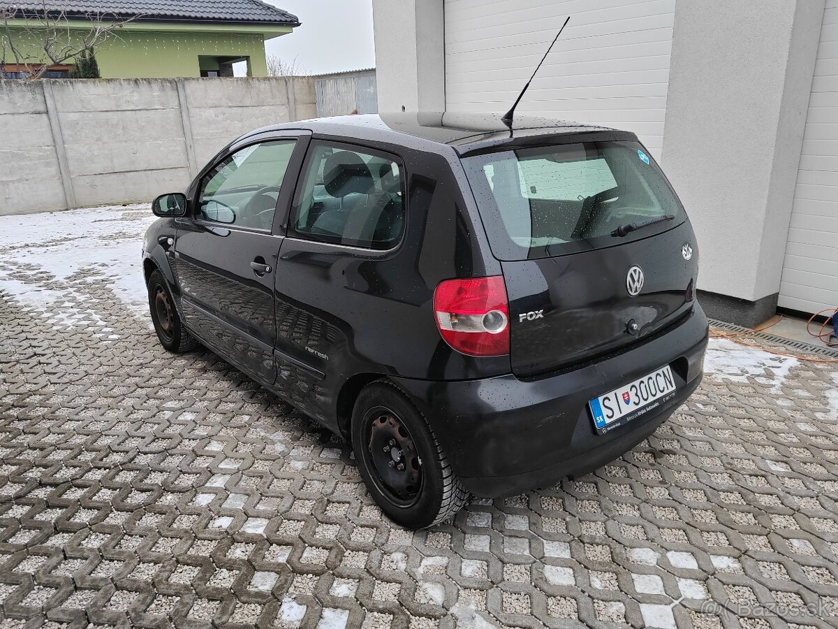 Volkswagen Fox 1.2 benzín 2009 - 3