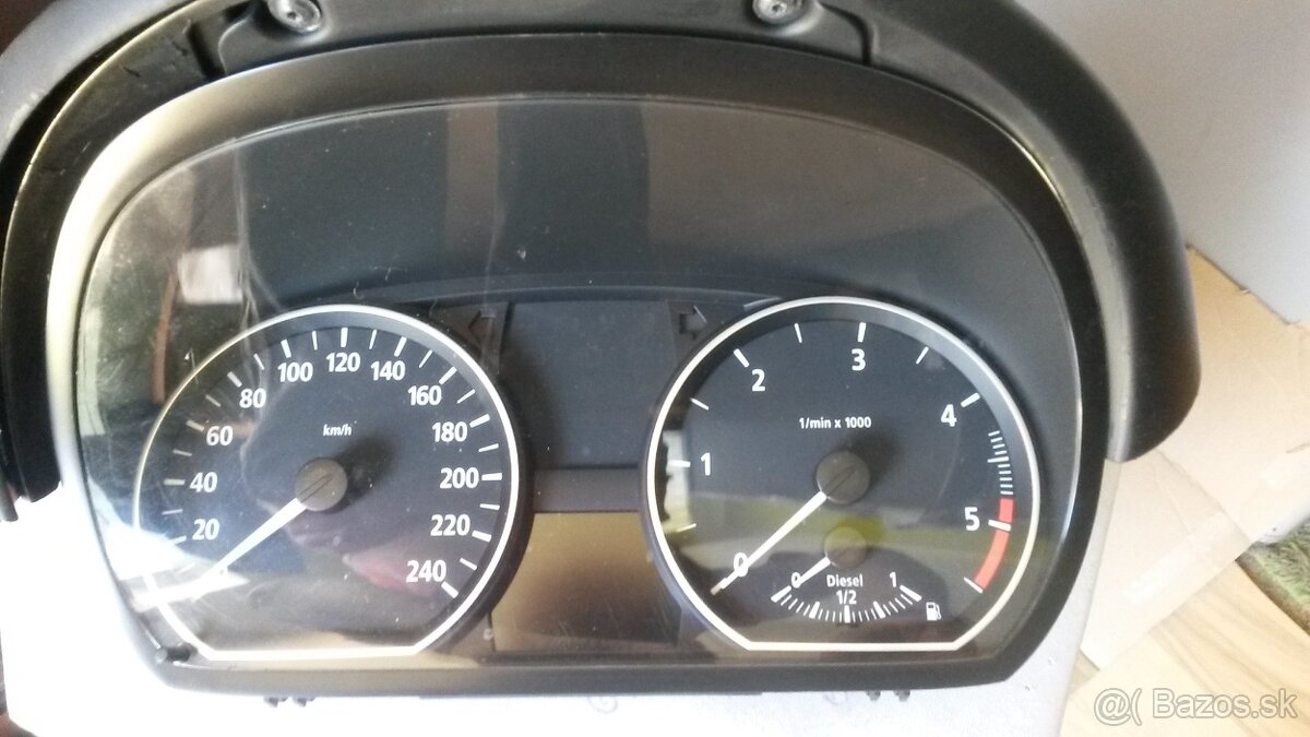 BMW E87 118d- dielce - 3
