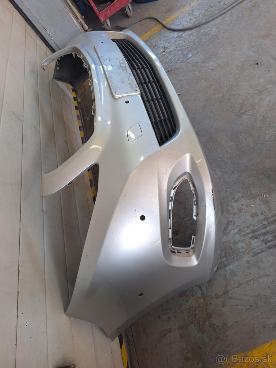 Mercedes Benz V Klasse predný nárazník - 3