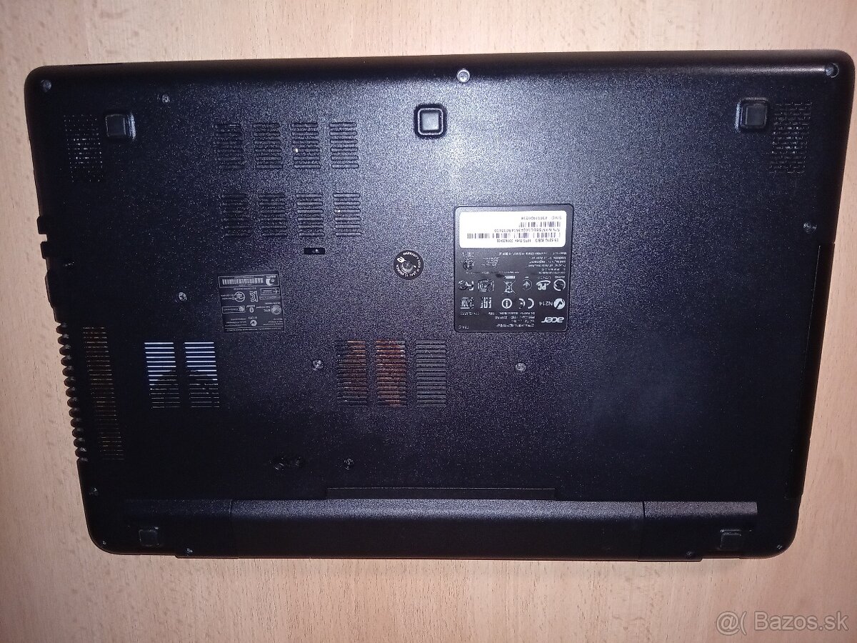 Acer Aspire E15 plasty a LCD DIELY - 3