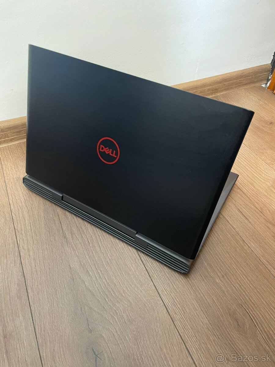 Notebook - Dell Inspiron 15 - 7577 - 3