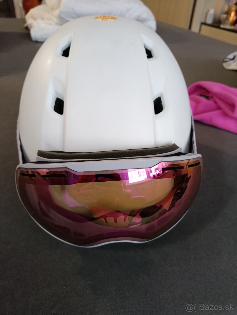 Snowboardova helma - 3