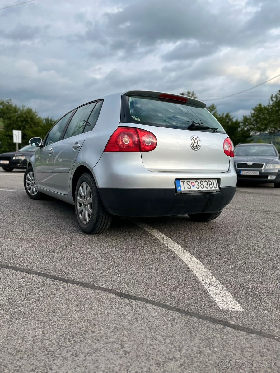 Volkswagen Golf V 2.0tdi - 3