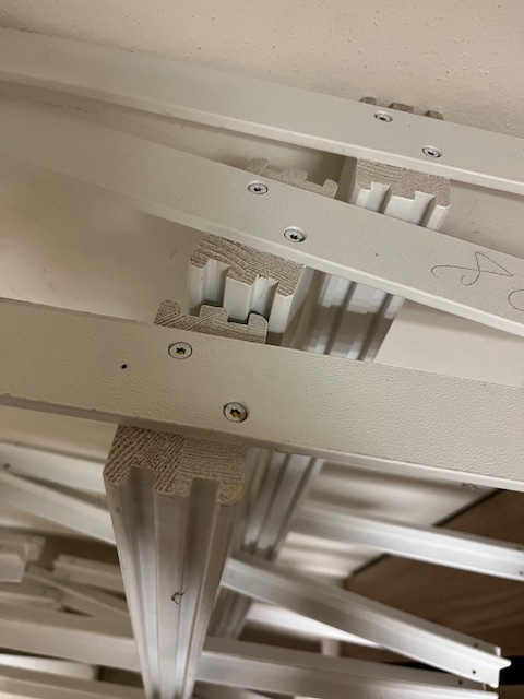 regále stojky zadné steny masív - 3