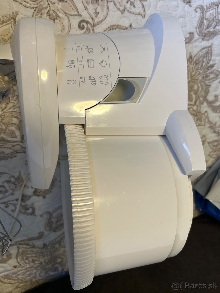 Stolny mixer - 3