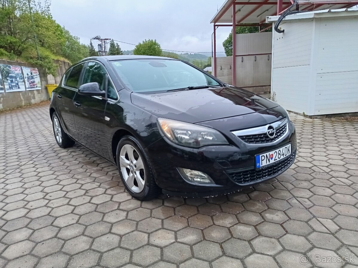 Opel Astra J 1,7CDTi - 3