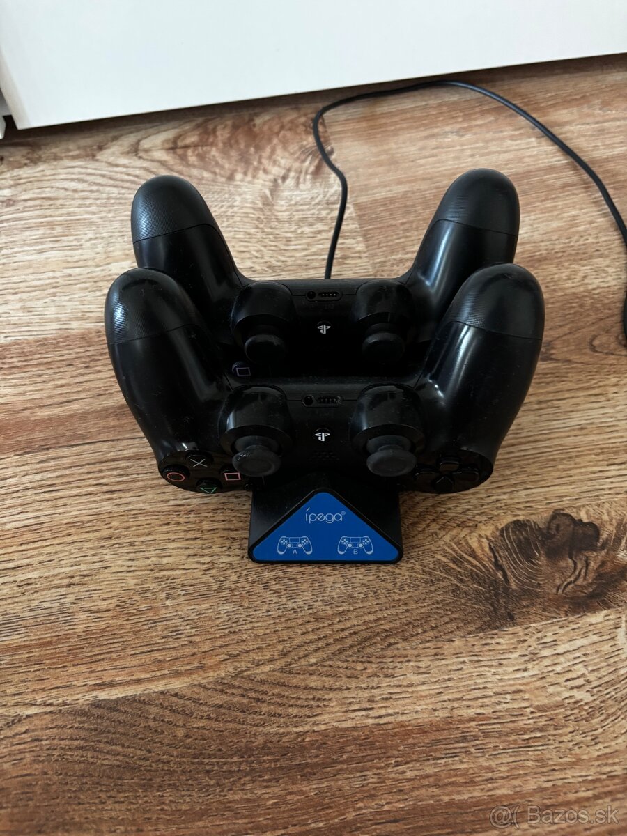 PS4 Slim 1TB - 3