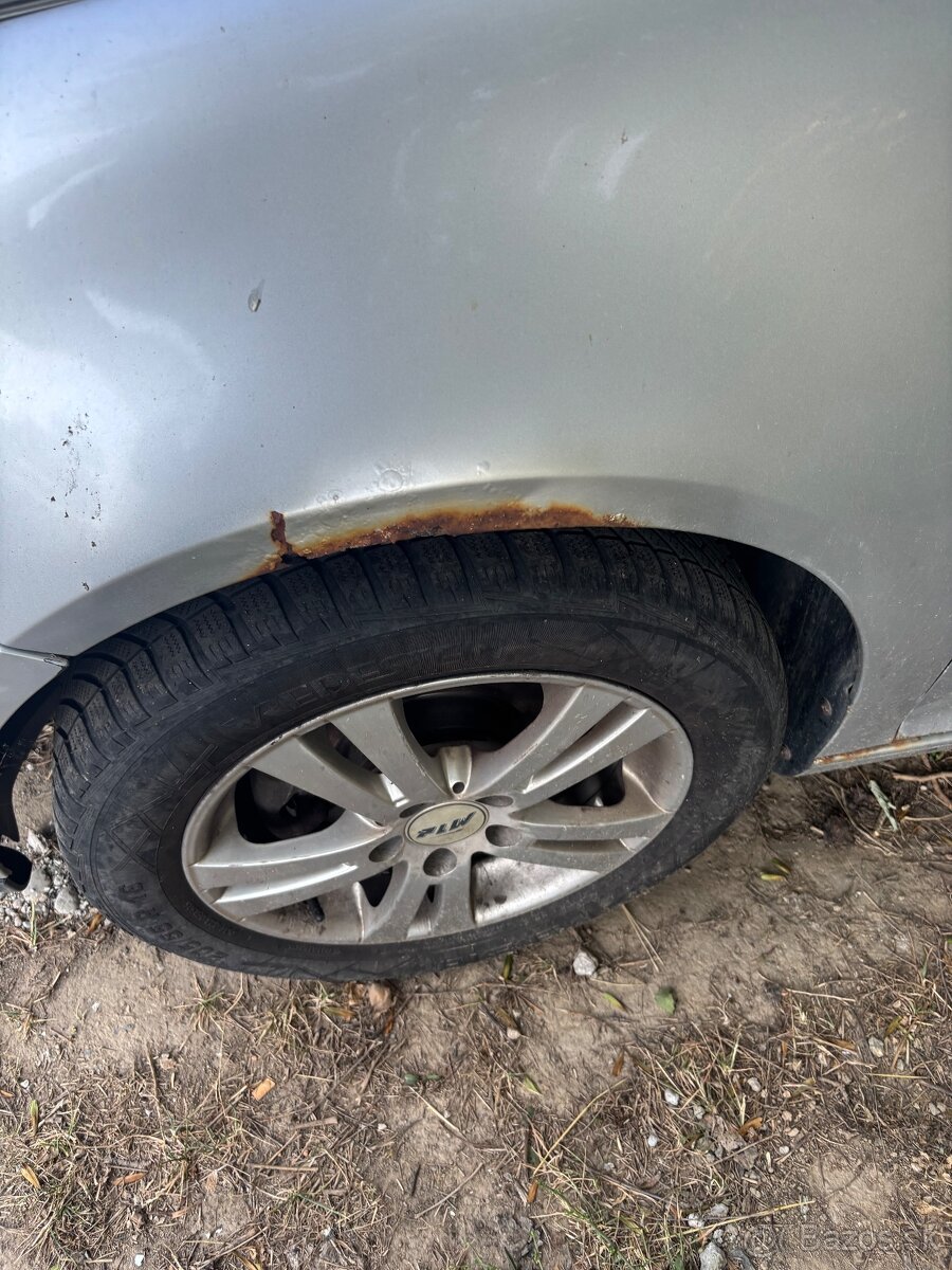 Golf 5 1.9tdi 66kw - 3