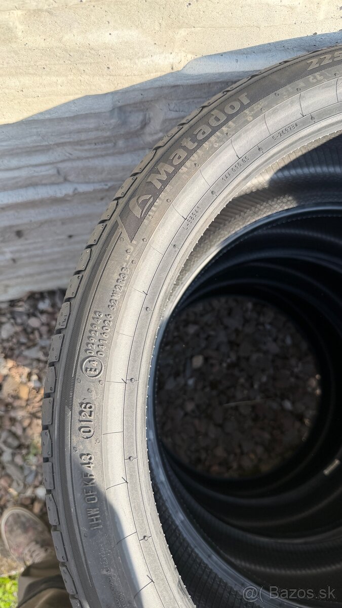 Letné 225/35 r19 🟡 - 3