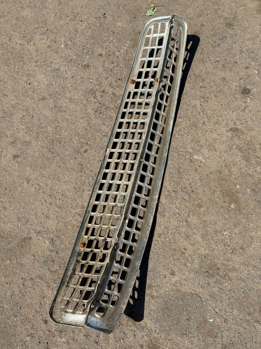 Wartburg 311 predny grill - 3