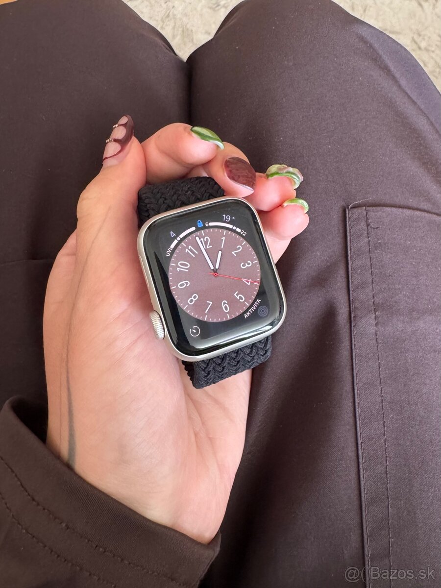 Apple watch hodinky SE 2022 2 gen. - 3