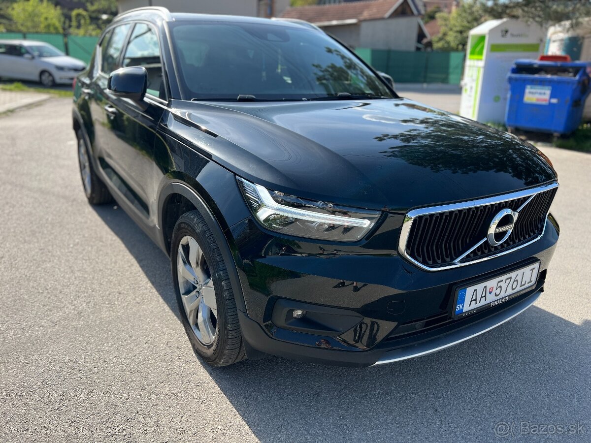 Volvo XC40 D3 Momentum A/T -- 2020 - - 3