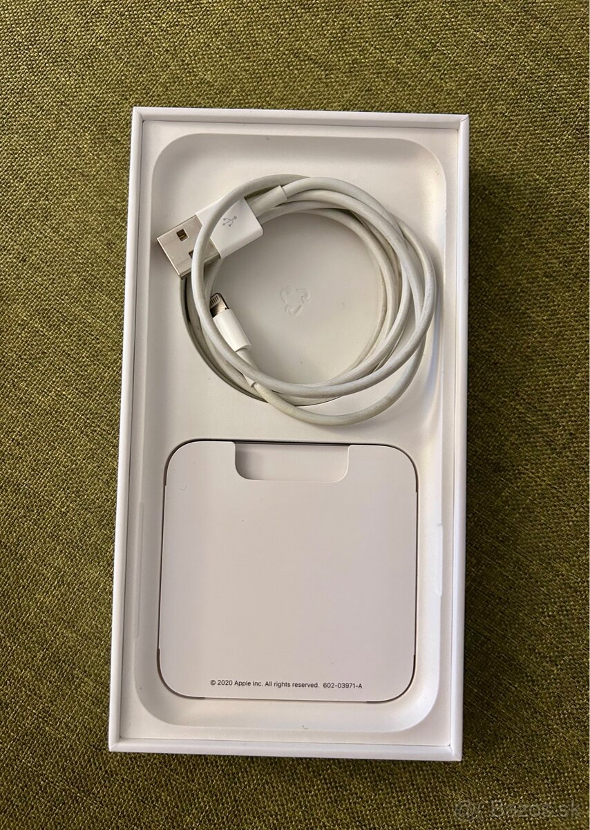 iPhone Apple 11 64 GB - 3