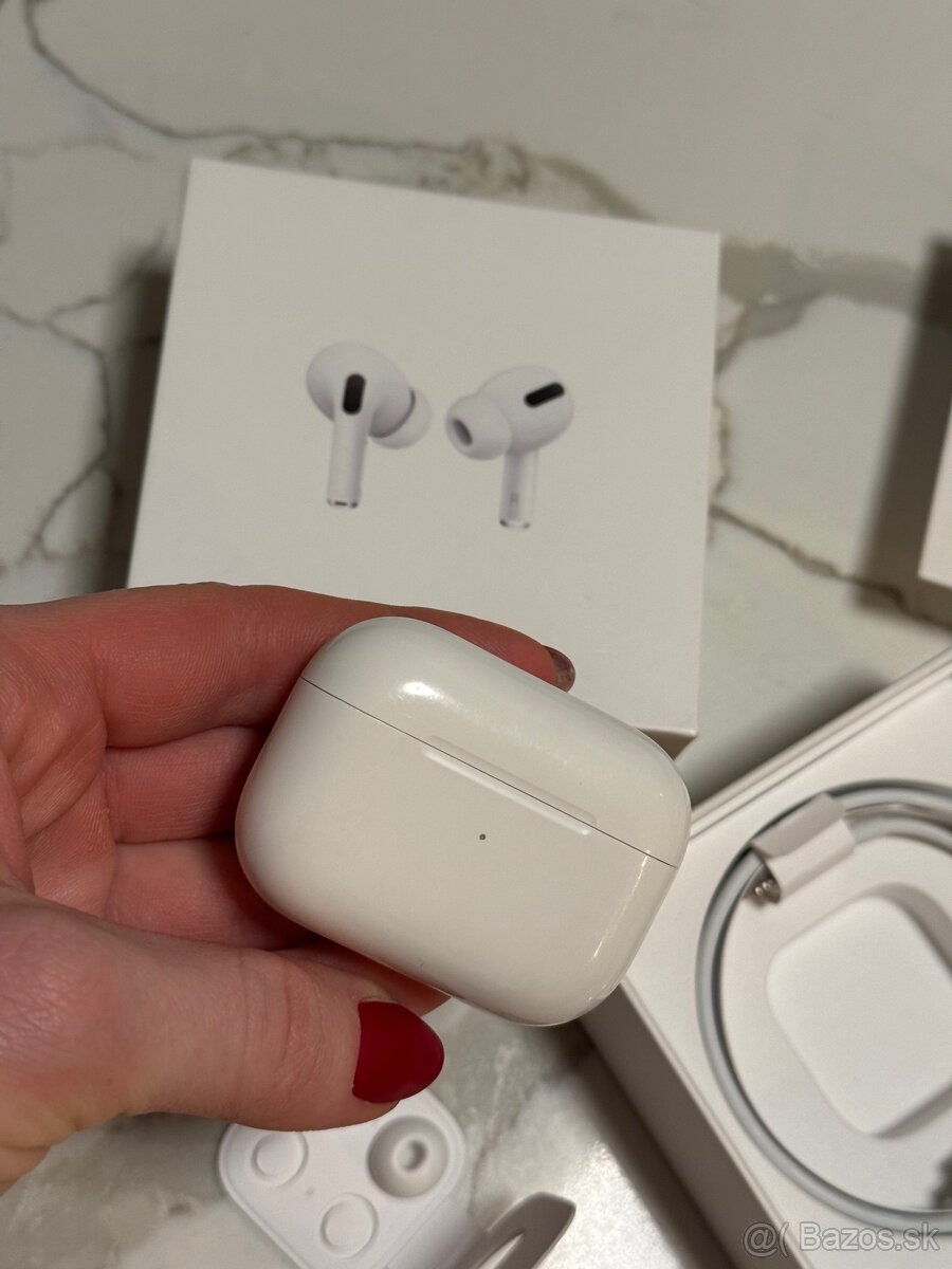 Apple AirPods Pro 1 - super stav - 3