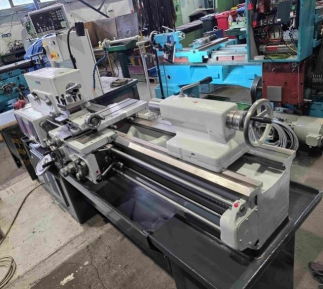 Nabízíme soustruh SV 18 RA/1000 - 3