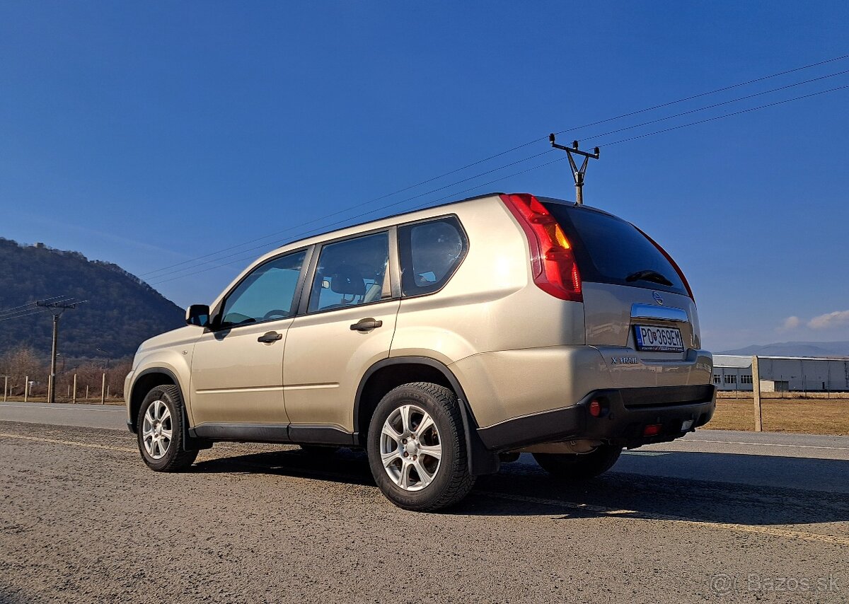 Nissan X-Trail 2.0 XE 4x4 - 3