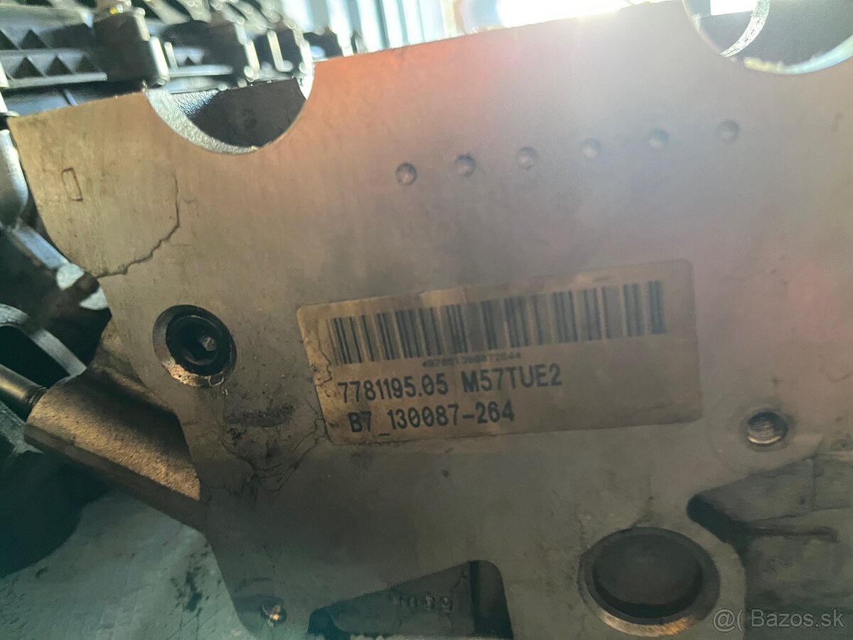 Hlava BMW 3,0 M57 - 3