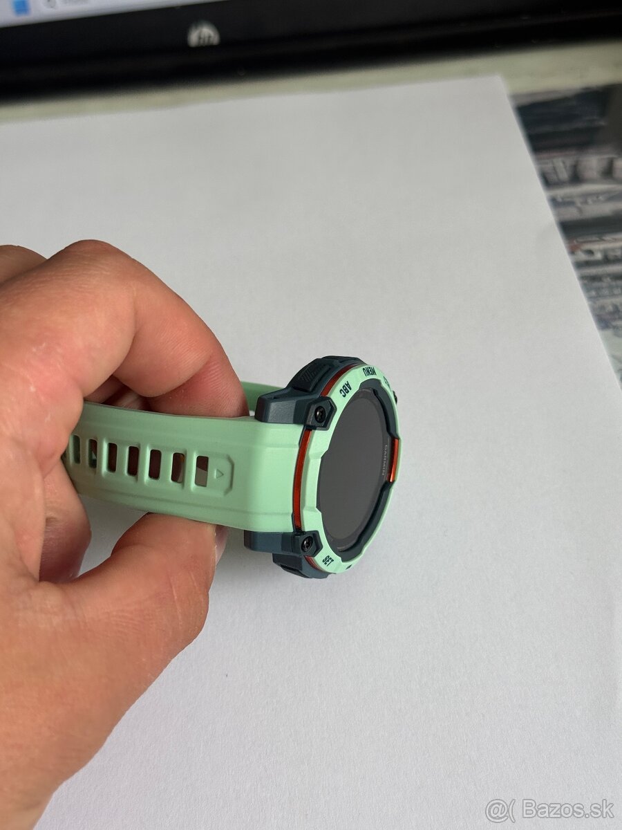 Garmin Instinct 3 Amoled - nepoužité - 3