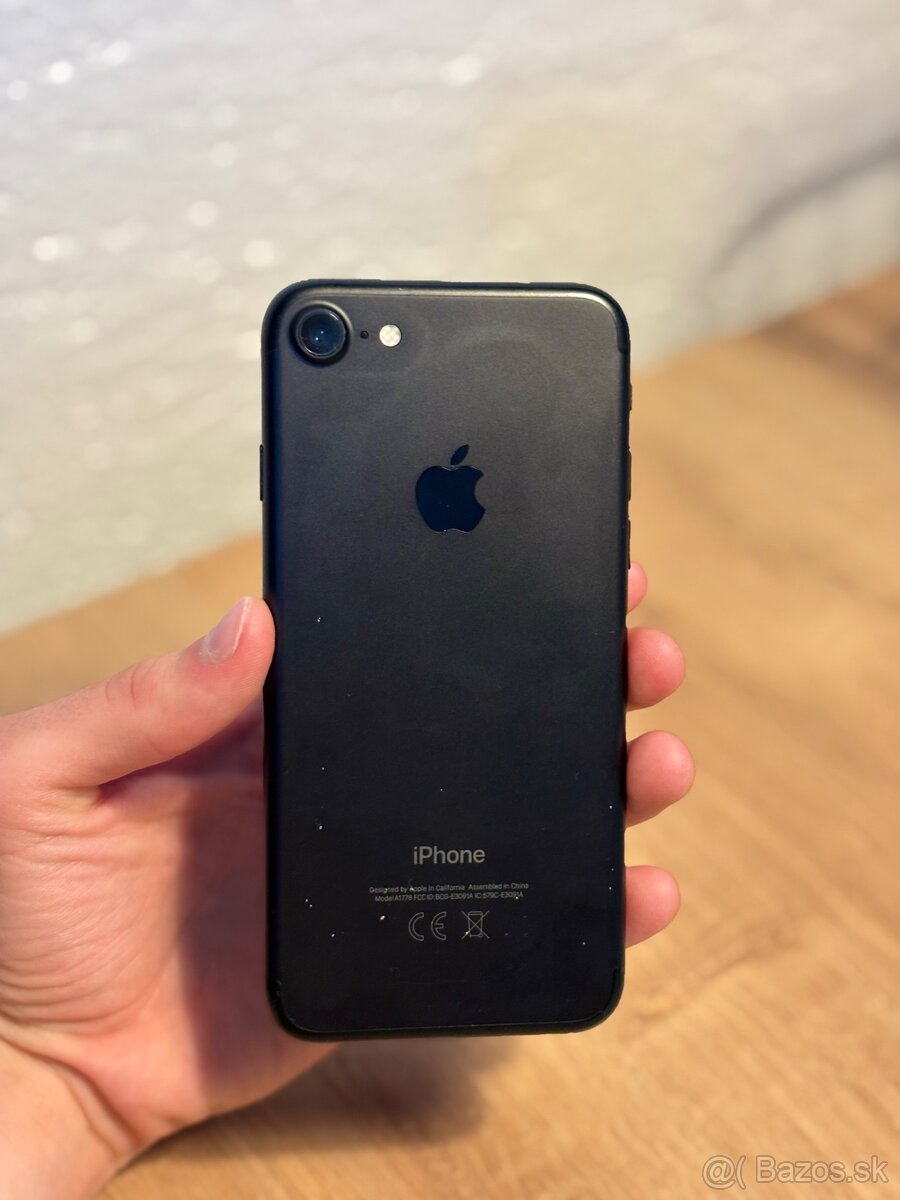 iPhone 7 (32GB) - 3
