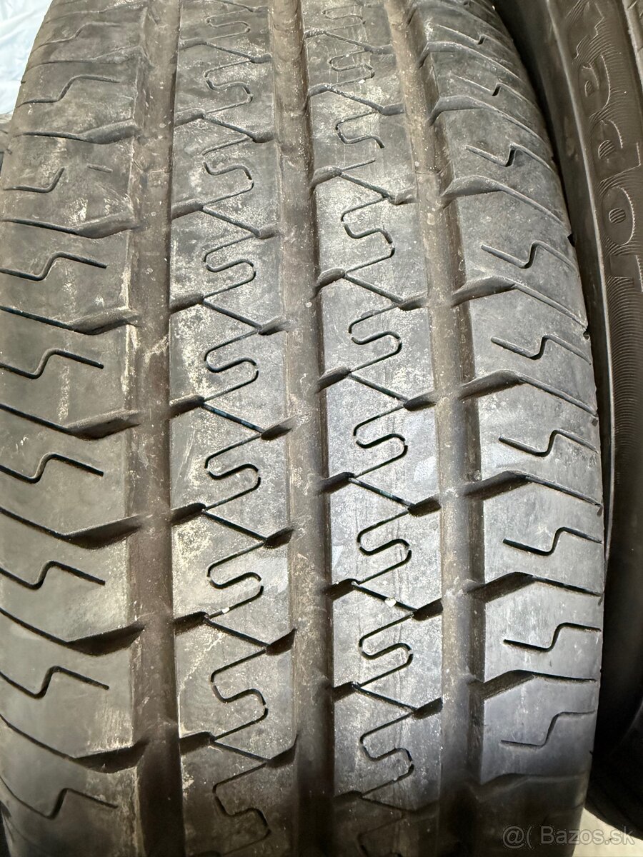 235/65 R16 C - 3